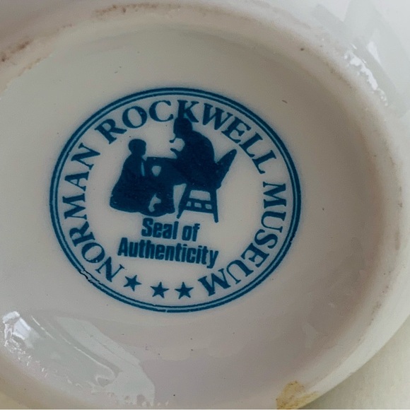 Norman Rockwell Museum
"Dreams In The Antique Shop"…. - Picture 7 of 8